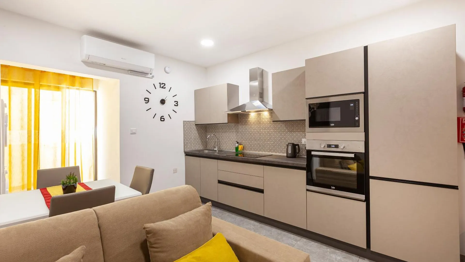 Modern & Lovely Studio - Prime Location Saint Julian's